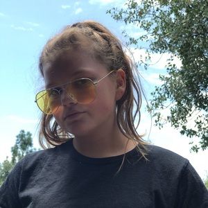 Meet your Posher, Haley